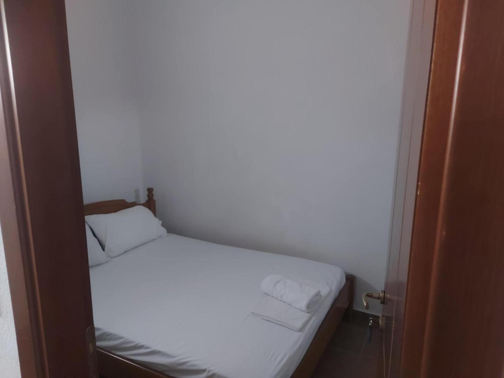 Hotel Delfinario à Pteleós Extérieur photo