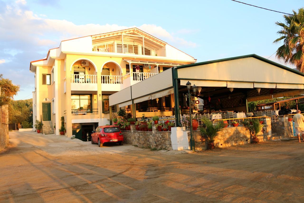 Hotel Delfinario à Pteleós Extérieur photo