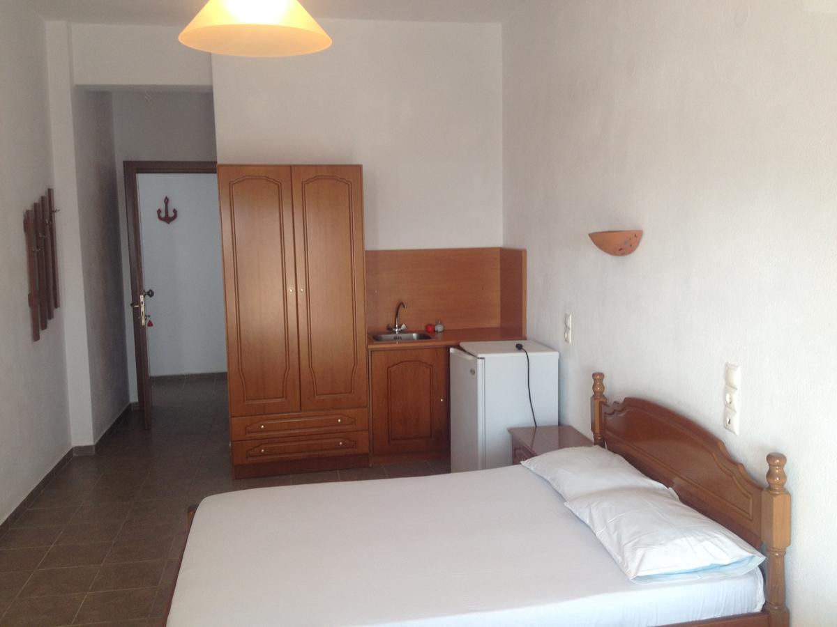 Hotel Delfinario à Pteleós Extérieur photo
